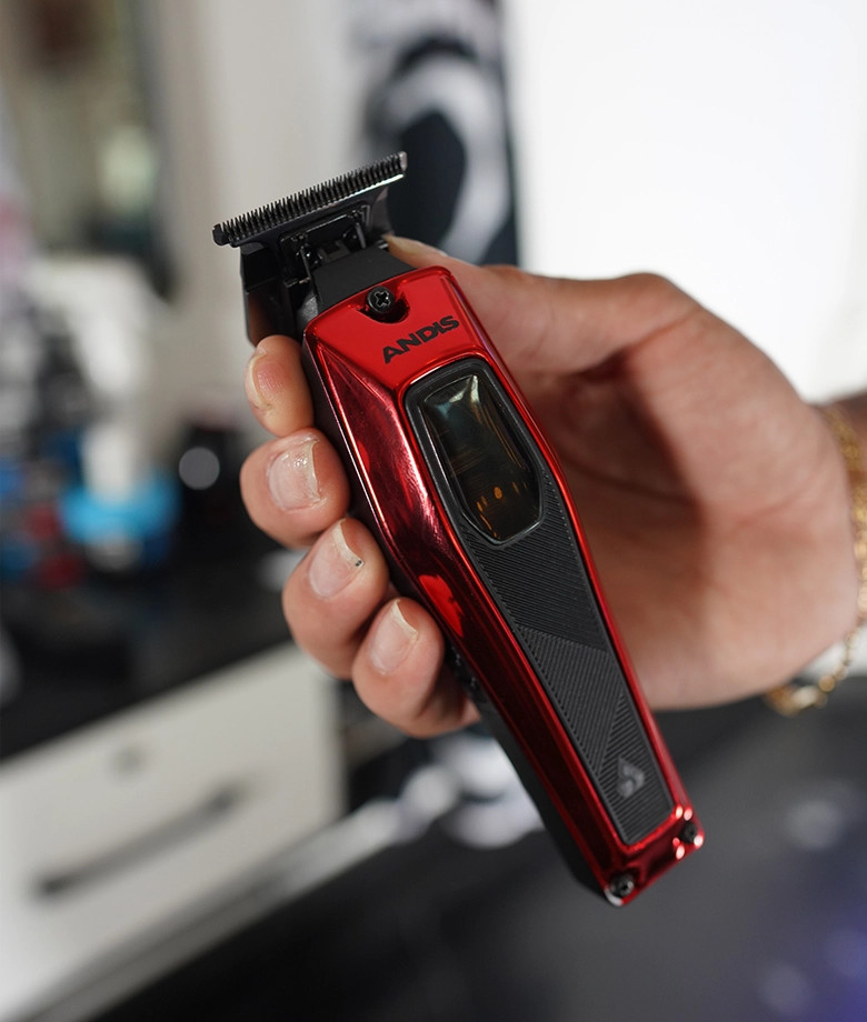  Andis Recon Trimmer Red Housing 